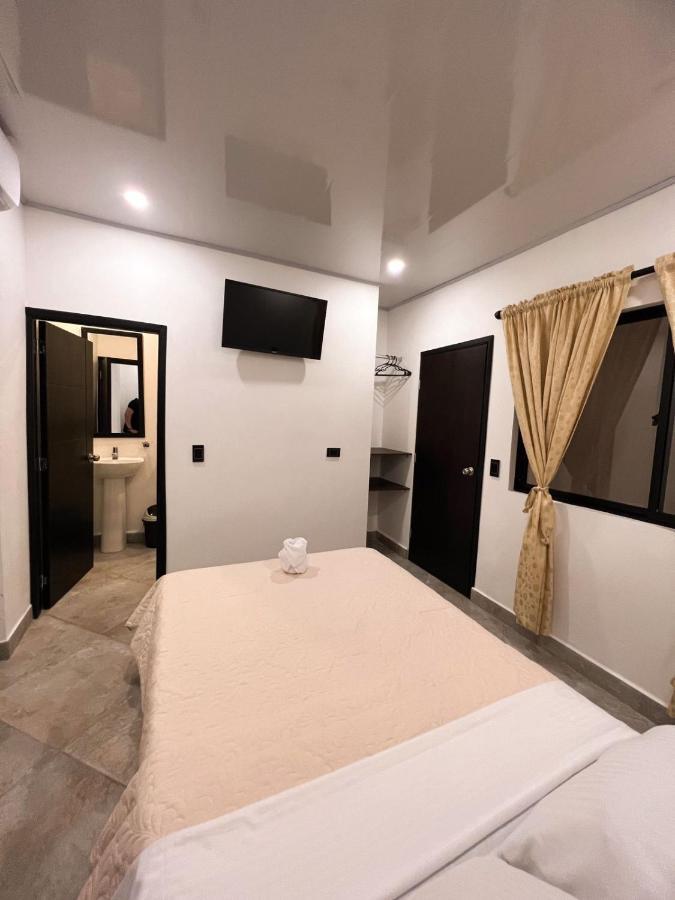 Katara Boutique Hotel 马里基塔 外观 照片