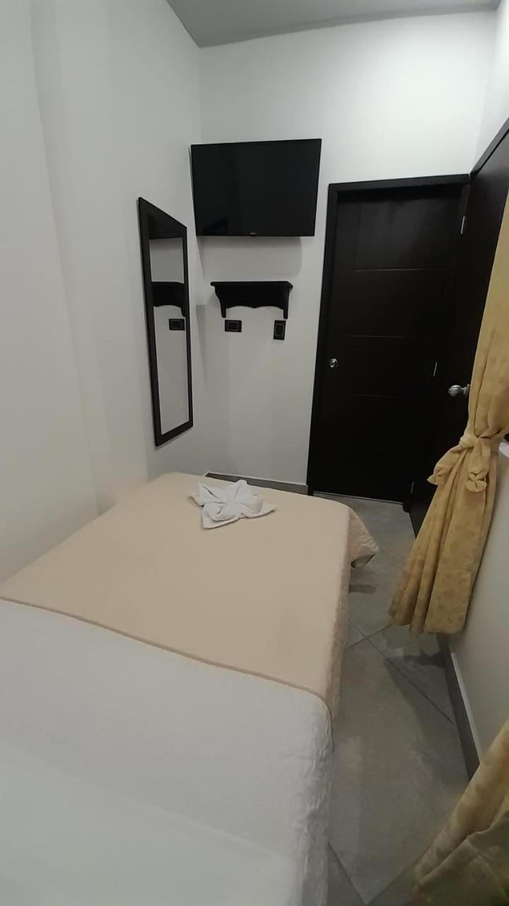 Katara Boutique Hotel 马里基塔 外观 照片